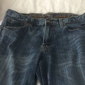 American Eagle men’s jeans